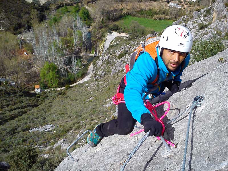 Vía Ferrata 2 GUIA TA CORDOBA UMAX