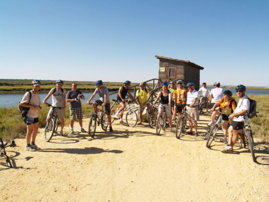 Foto de Grupo en bicicleta con Aventura Rumbo Sur
