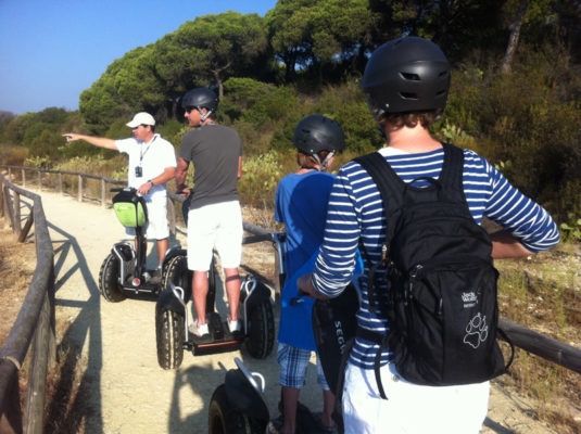 LIFETOURS-SERVICIOS-TURÍSTICOS-1